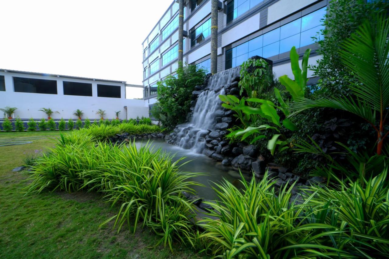 Hotel Cn Windsor Chikmagaluru Eksteriør bilde