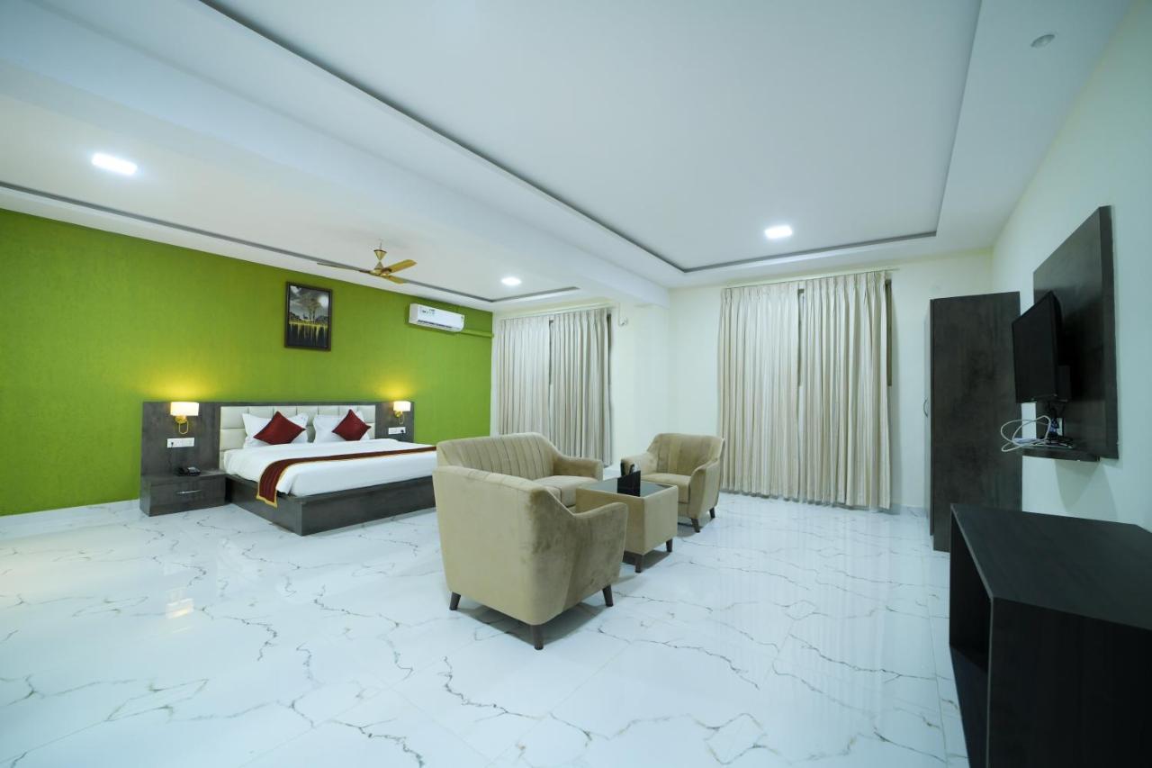 Hotel Cn Windsor Chikmagaluru Eksteriør bilde